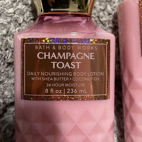 NEW - Bath & Body Works- Champagne Toast - Picture 2 of 3